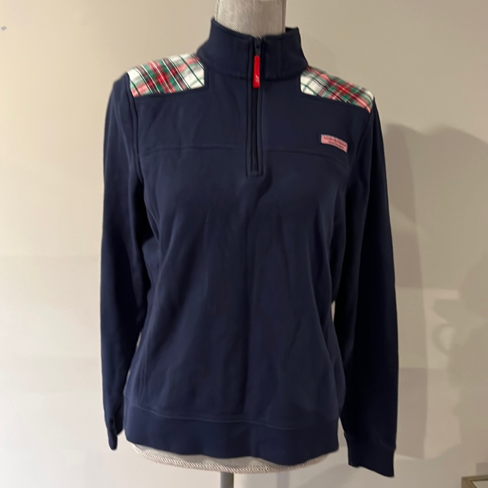 Vineyard Vines Sweater holiday plaid size M